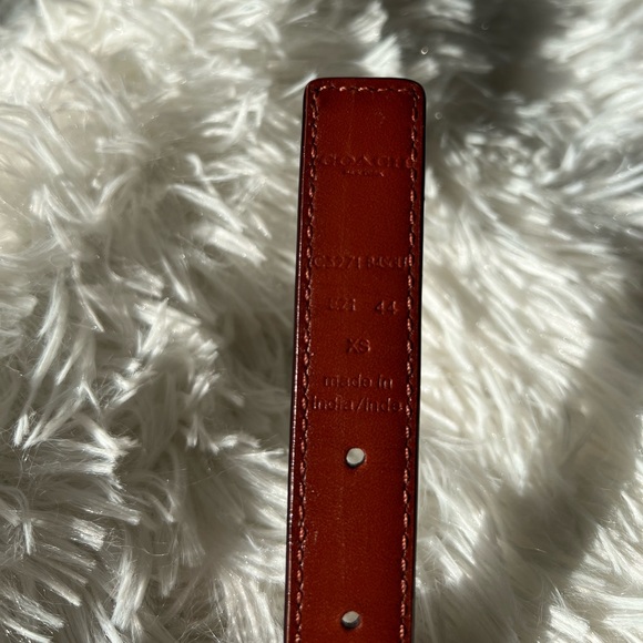 💕EUC COACH💕 Reversible Skinny Belt - Picture 4 of 8